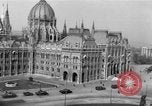 Standbild sowjetische Panzer Budapest Ungarn, 1956, aus Sekunde 61 historischem Filmmaterial Videoclip 65675070130
