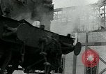 Immagine di Soldati statunitensi Cherbourg Normandia Francia, 1944, secondo 18 filmato di repertorio 65675070142