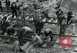 Immagine di Soldati statunitensi Cherbourg Normandia Francia, 1944, secondo 51 filmato di repertorio 65675070142