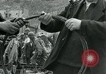 Immagine di Soldati statunitensi Cherbourg Normandia Francia, 1944, secondo 57 filmato di repertorio 65675070142