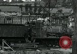 Immagine di Soldati statunitensi Cherbourg Normandia Francia, 1944, secondo 24 filmato di repertorio 65675070143