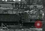 Immagine di Soldati statunitensi Cherbourg Normandia Francia, 1944, secondo 26 filmato di repertorio 65675070143