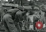 Immagine di Soldati statunitensi Cherbourg Normandia Francia, 1944, secondo 59 filmato di repertorio 65675070143