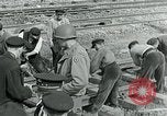 Immagine di Soldati statunitensi Cherbourg Normandia Francia, 1944, secondo 13 filmato di repertorio 65675070144
