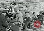 Immagine di Soldati statunitensi Cherbourg Normandia Francia, 1944, secondo 15 filmato di repertorio 65675070144