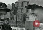 Immagine di Soldati statunitensi Cherbourg Normandia Francia, 1944, secondo 45 filmato di repertorio 65675070144