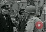 Immagine di Soldati statunitensi Cherbourg Normandia Francia, 1944, secondo 51 filmato di repertorio 65675070144