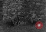 Standbild USA Soldaten Gressenich Deutschland, 1944, aus Sekunde 7 historischem Filmmaterial Videoclip 65675070145