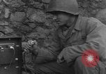 Standbild USA Soldaten Gressenich Deutschland, 1944, aus Sekunde 19 historischem Filmmaterial Videoclip 65675070145