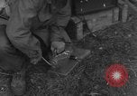 Standbild USA Soldaten Gressenich Deutschland, 1944, aus Sekunde 38 historischem Filmmaterial Videoclip 65675070145