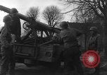 Standbild USA Soldaten Gressenich Deutschland, 1944, aus Sekunde 54 historischem Filmmaterial Videoclip 65675070146