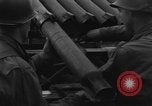 Standbild USA Soldaten Gressenich Deutschland, 1944, aus Sekunde 62 historischem Filmmaterial Videoclip 65675070146