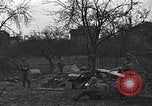 Standbild USA Soldaten Aldenhoven Deutschland, 1944, aus Sekunde 8 historischem Filmmaterial Videoclip 65675070151