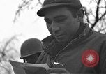 Standbild USA Soldaten Aldenhoven Deutschland, 1944, aus Sekunde 25 historischem Filmmaterial Videoclip 65675070151