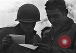 Standbild USA Soldaten Aldenhoven Deutschland, 1944, aus Sekunde 32 historischem Filmmaterial Videoclip 65675070151