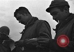 Standbild USA Soldaten Aldenhoven Deutschland, 1944, aus Sekunde 58 historischem Filmmaterial Videoclip 65675070151