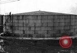 Standbild Ölraffinerie United States USA, 1923, aus Sekunde 22 historischem Filmmaterial Videoclip 65675070153