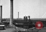 Standbild Ölraffinerie United States USA, 1923, aus Sekunde 42 historischem Filmmaterial Videoclip 65675070153