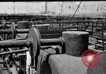 Standbild Ölraffinerie United States USA, 1923, aus Sekunde 1 historischem Filmmaterial Videoclip 65675070154