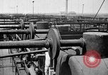 Standbild Ölraffinerie United States USA, 1923, aus Sekunde 8 historischem Filmmaterial Videoclip 65675070154