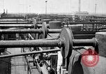 Standbild Ölraffinerie United States USA, 1923, aus Sekunde 11 historischem Filmmaterial Videoclip 65675070154