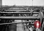 Standbild Ölraffinerie United States USA, 1923, aus Sekunde 18 historischem Filmmaterial Videoclip 65675070154