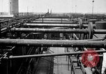 Standbild Ölraffinerie United States USA, 1923, aus Sekunde 21 historischem Filmmaterial Videoclip 65675070154