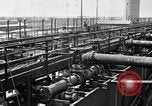 Standbild Ölraffinerie United States USA, 1923, aus Sekunde 35 historischem Filmmaterial Videoclip 65675070154