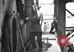 Standbild Ölraffinerie United States USA, 1923, aus Sekunde 18 historischem Filmmaterial Videoclip 65675070155
