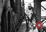 Standbild Ölraffinerie United States USA, 1923, aus Sekunde 27 historischem Filmmaterial Videoclip 65675070155