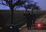 Immagine di Prigionieri tedeschi Germania, 1945, secondo 25 filmato di repertorio 65675070179