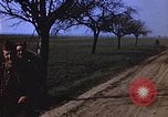 Immagine di Prigionieri tedeschi Germania, 1945, secondo 28 filmato di repertorio 65675070179
