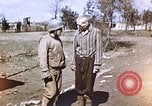 Immagine di Stati Uniti officer Germania, 1945, secondo 24 filmato di repertorio 65675070182