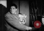 Immagine di Boxer Milo Malagoli Italia, 1954, secondo 3 filmato di repertorio 65675070192
