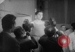 Immagine di Boxer Milo Malagoli Italia, 1954, secondo 26 filmato di repertorio 65675070192