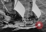 Image navire Mayflower II Plymouth Massachusetts USA, 1957, de la seconde 16 séquences d'archives historiques vidéo 65675070195