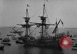 Image navire Mayflower II Plymouth Massachusetts USA, 1957, de la seconde 54 séquences d'archives historiques vidéo 65675070195