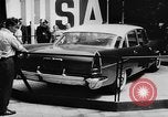 Image voitures américaines Poznan Pologne, 1957, de la seconde 31 séquences d'archives historiques vidéo 65675070197