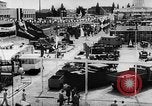 Image voitures américaines Poznan Pologne, 1957, de la seconde 45 séquences d'archives historiques vidéo 65675070197