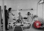 Image Monsanto de la maison de l'avenir Anaheim California USA, 1957, de la seconde 12 séquences d'archives historiques vidéo 65675070199