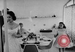 Image Monsanto de la maison de l'avenir Anaheim California USA, 1957, de la seconde 15 séquences d'archives historiques vidéo 65675070199