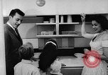 Image Monsanto de la maison de l'avenir Anaheim California USA, 1957, de la seconde 24 séquences d'archives historiques vidéo 65675070199