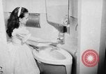 Image Monsanto de la maison de l'avenir Anaheim California USA, 1957, de la seconde 34 séquences d'archives historiques vidéo 65675070199