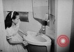 Image Monsanto de la maison de l'avenir Anaheim California USA, 1957, de la seconde 38 séquences d'archives historiques vidéo 65675070199