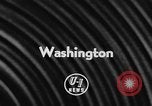 Image Native American Indian course de canoë Bellingham Washington USA, 1957, de la seconde 5 séquences d'archives historiques vidéo 65675070200