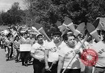 Image Native American Indian course de canoë Bellingham Washington USA, 1957, de la seconde 7 séquences d'archives historiques vidéo 65675070200