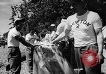 Image Native American Indian course de canoë Bellingham Washington USA, 1957, de la seconde 16 séquences d'archives historiques vidéo 65675070200
