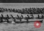 Image Native American Indian course de canoë Bellingham Washington USA, 1957, de la seconde 31 séquences d'archives historiques vidéo 65675070200