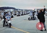Immagine di Polizia moto Escort Washington DC USA, 1973, secondo 61 filmato di repertorio 65675070205