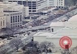 Immagine di Pennsylvania Avenue Washington DC USA, 1973, secondo 35 filmato di repertorio 65675070206